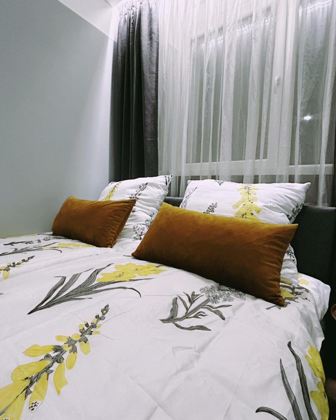 Appartamento Apartament Tysiaclecia 6 Katowice Esterno foto